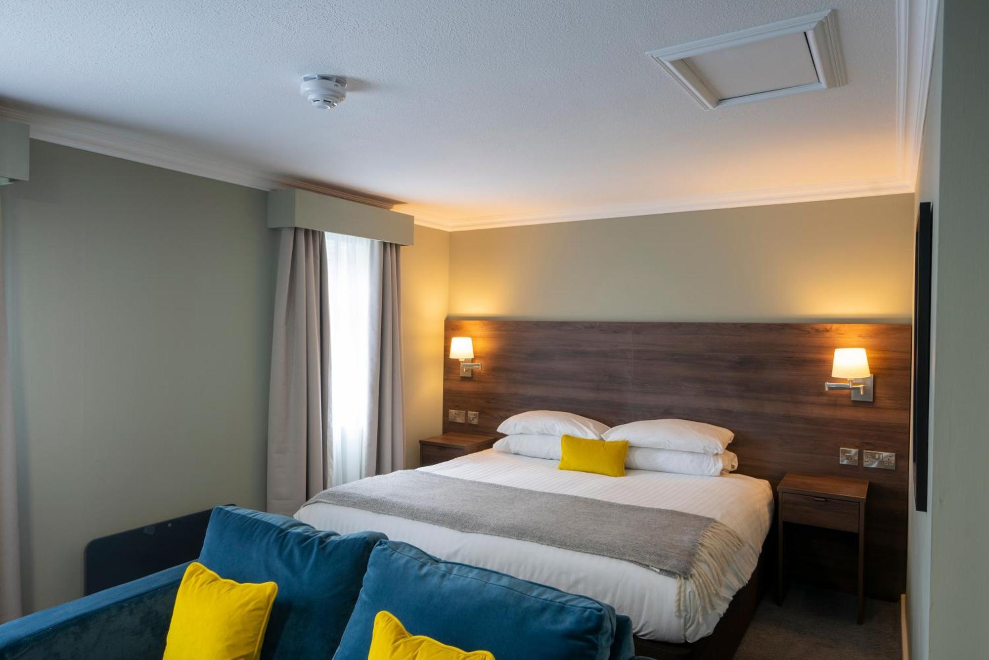 Beaufort Park Hotel Mold Dış mekan fotoğraf