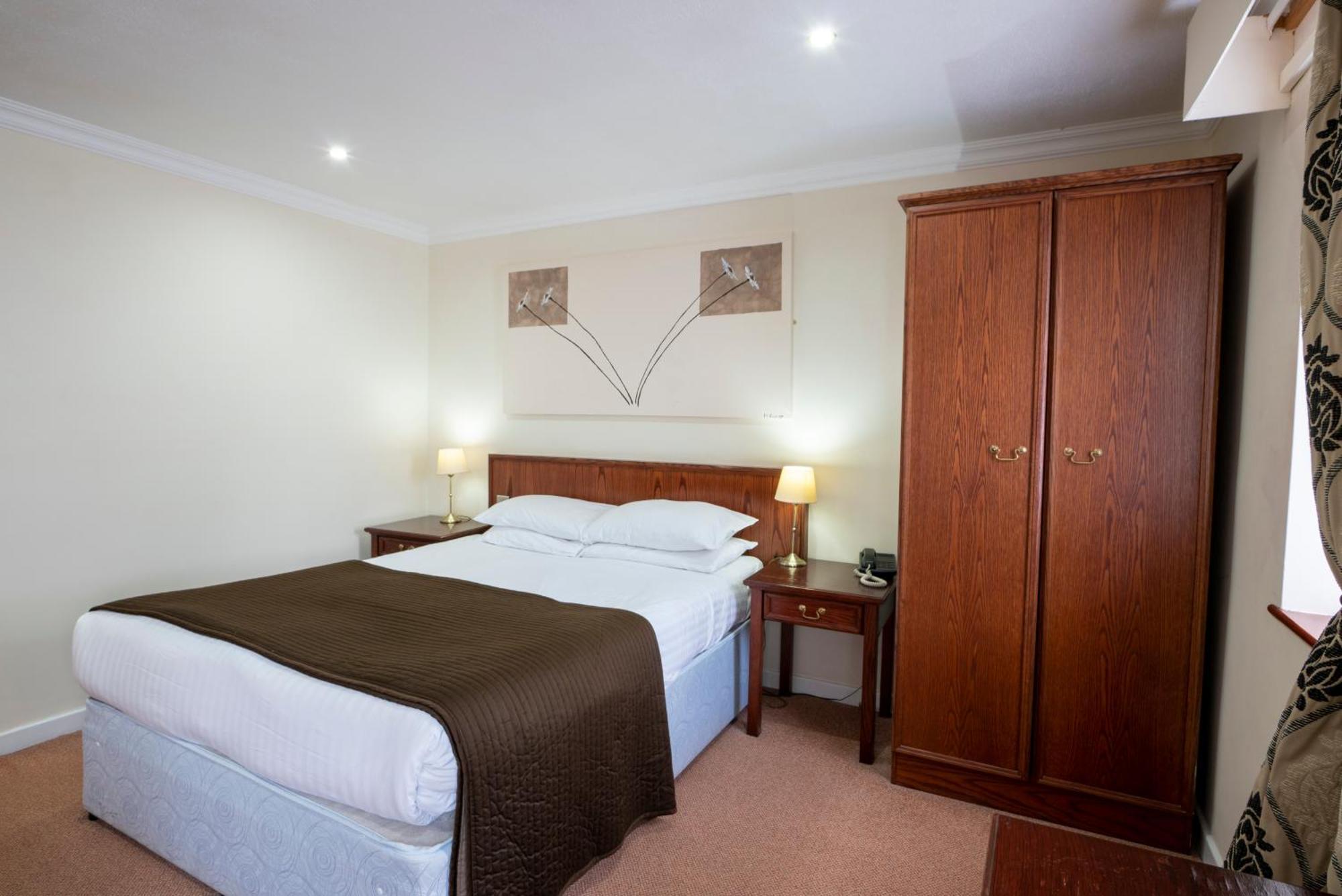 Beaufort Park Hotel Mold Dış mekan fotoğraf