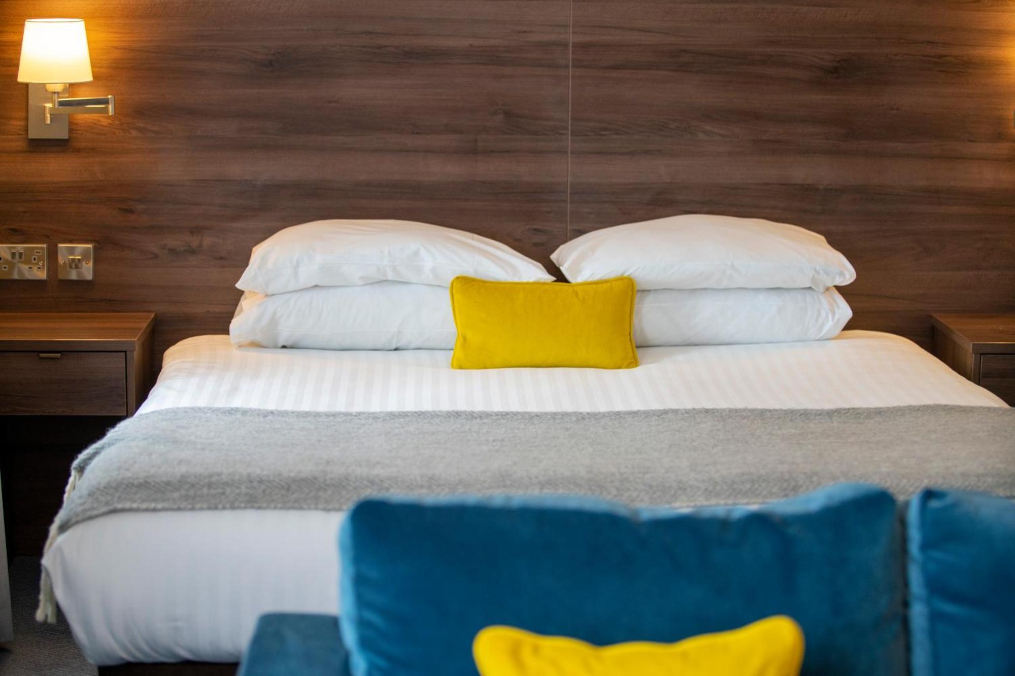 Beaufort Park Hotel Mold Dış mekan fotoğraf