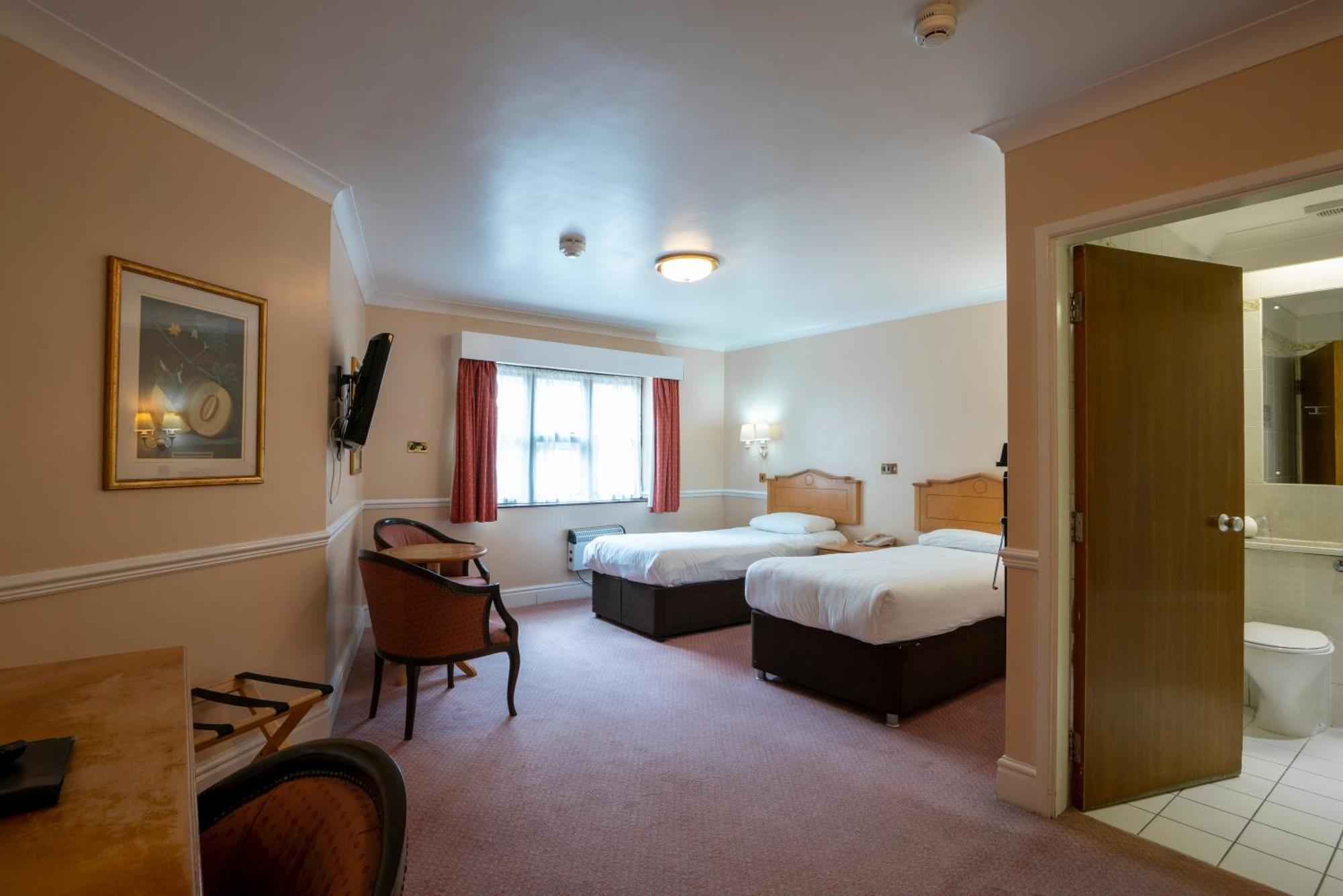 Beaufort Park Hotel Mold Dış mekan fotoğraf