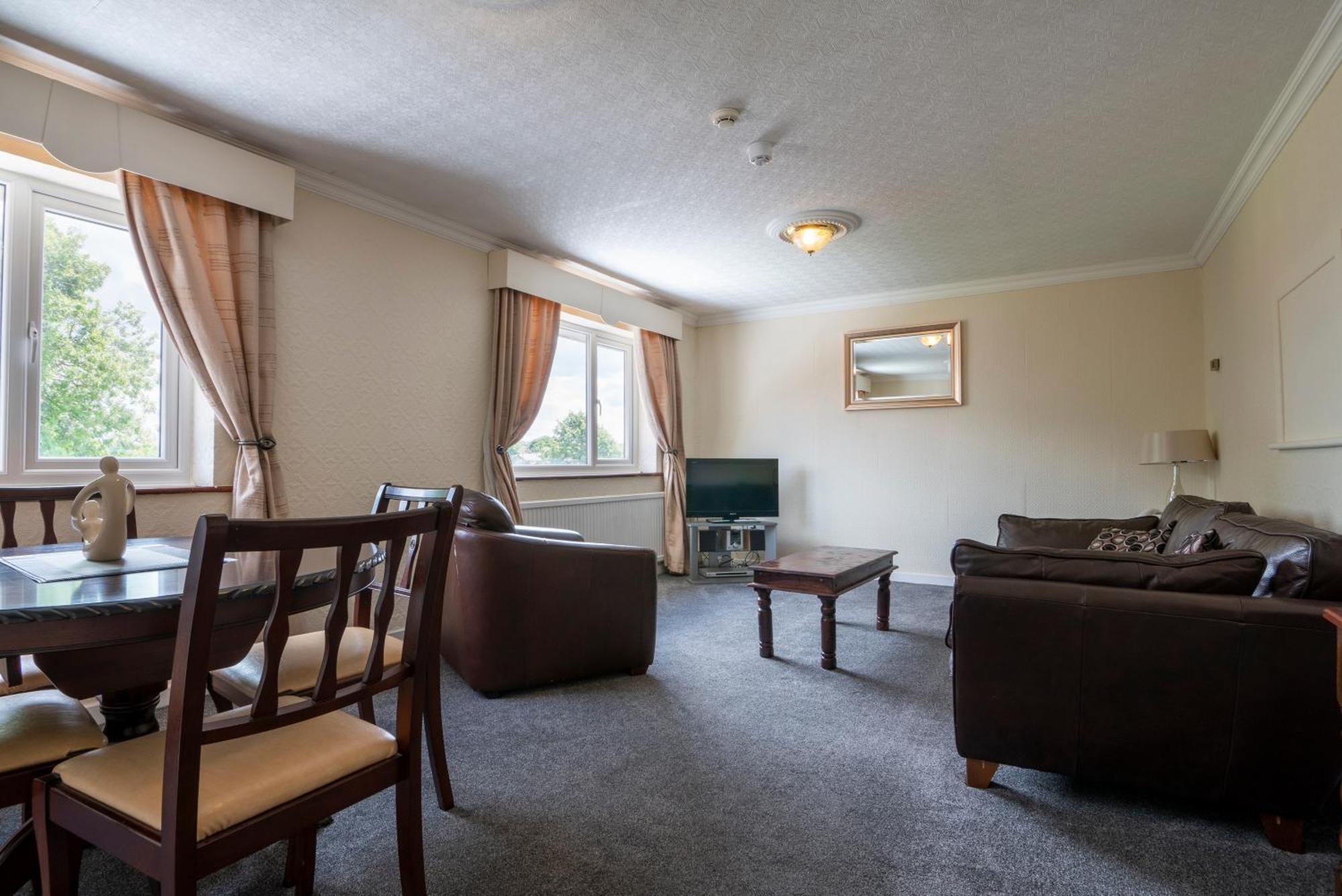 Beaufort Park Hotel Mold Dış mekan fotoğraf