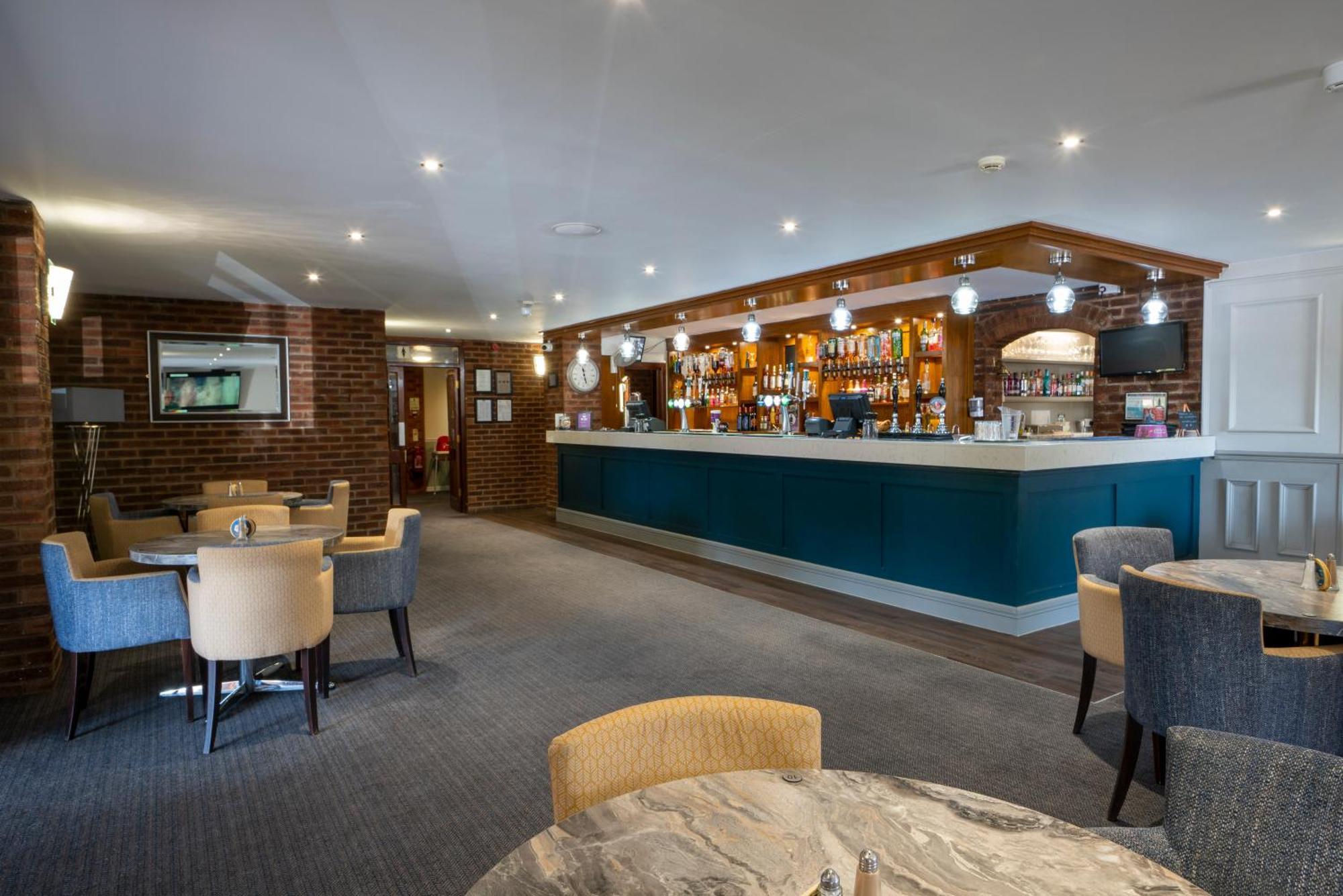 Beaufort Park Hotel Mold Dış mekan fotoğraf
