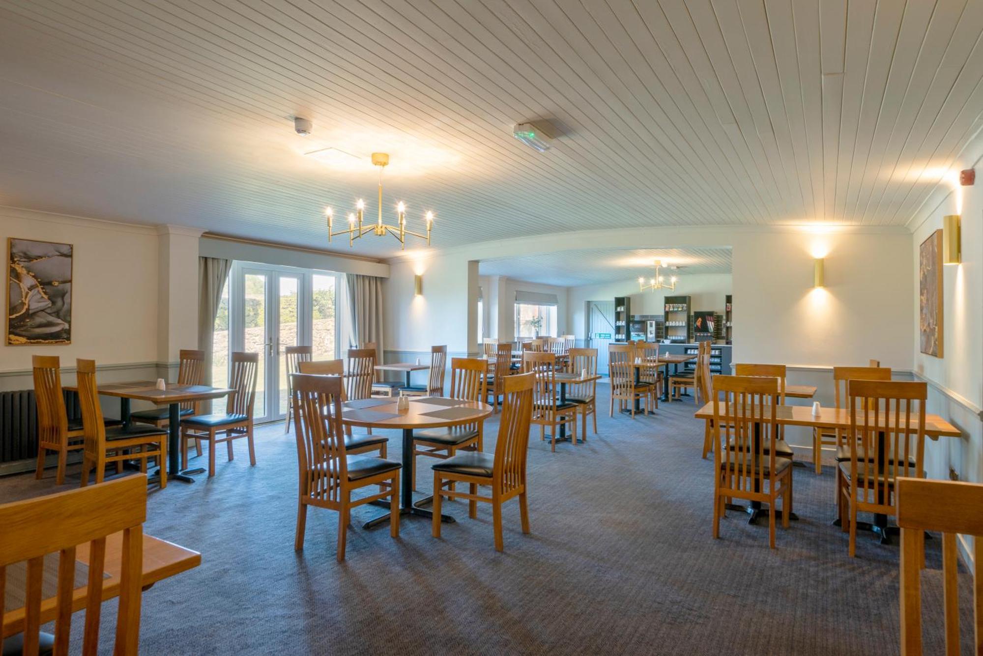 Beaufort Park Hotel Mold Dış mekan fotoğraf
