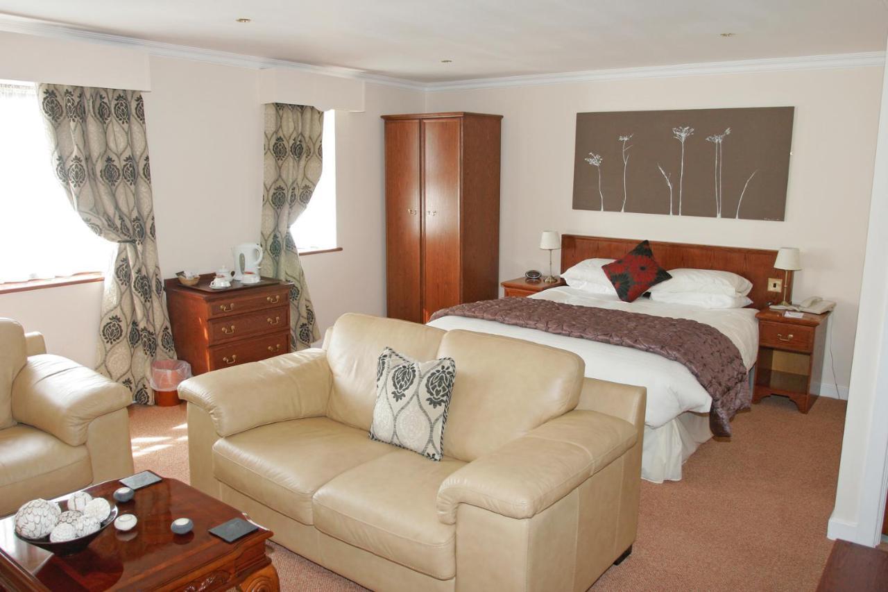 Beaufort Park Hotel Mold Dış mekan fotoğraf
